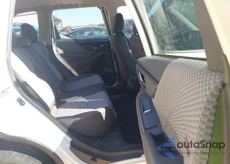 2022 Subaru Forester Sport из США, поврежденный, VIN JF2SKAJC3NH479378